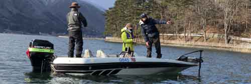 木崎湖モダンボートバス釣り