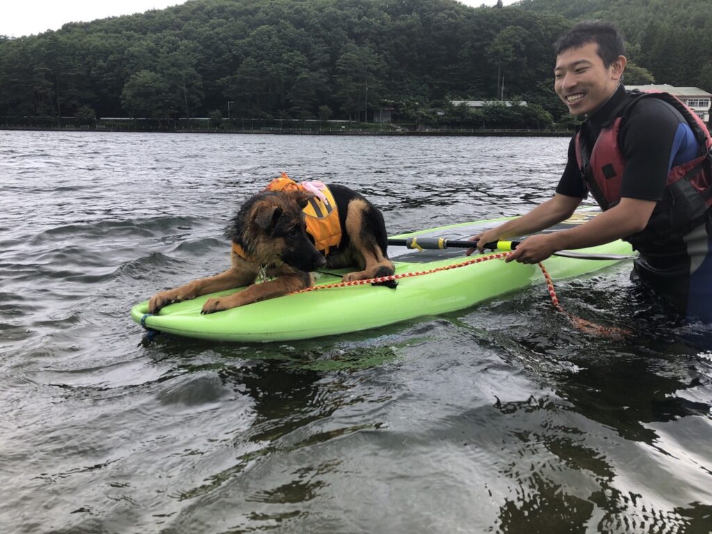 松本、白馬、安曇野、黒部エリアからアクセス良し！木崎湖のサップ愛犬と楽しむプラン今週もご利用いただきました！