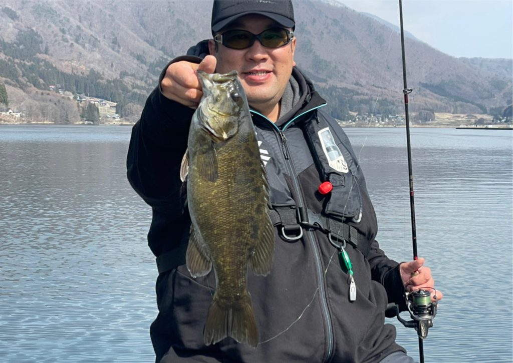 木崎湖モダンボートバス釣り