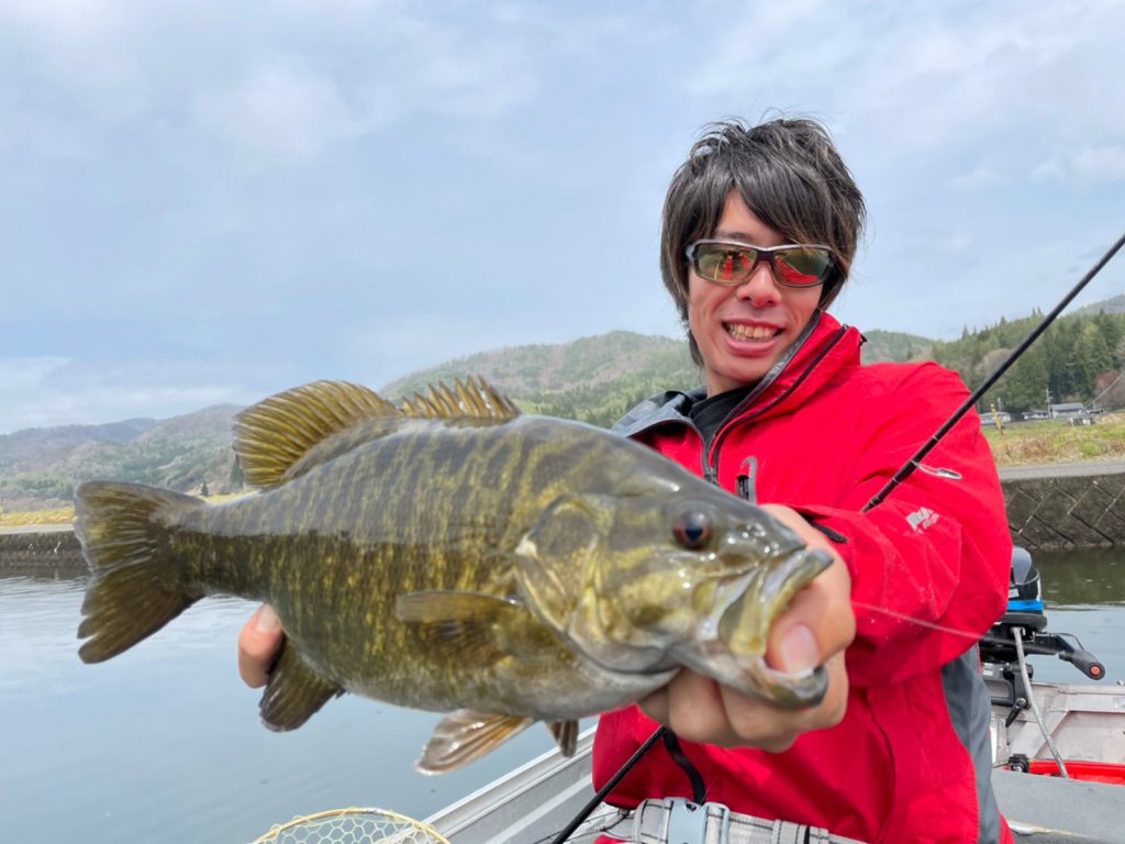 木崎湖へバス釣り遠征！ツカコウこと塚本康平と釣る春の木崎湖　動画アップしました！