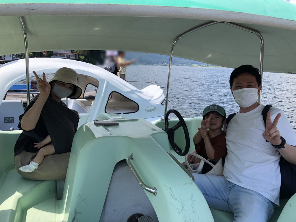 夏の木崎湖はご家族でぺダルボートをどうぞ！