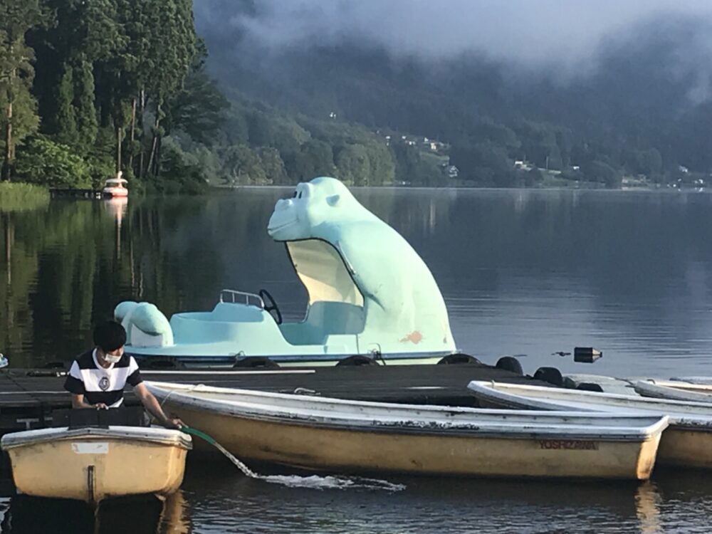 スタッフ小山　バスを釣る