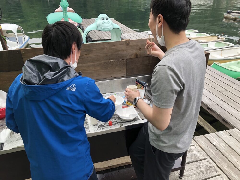木崎湖モダンボートにて初めてのワカサギ釣り&天ぷらブースご利用くださいました！
