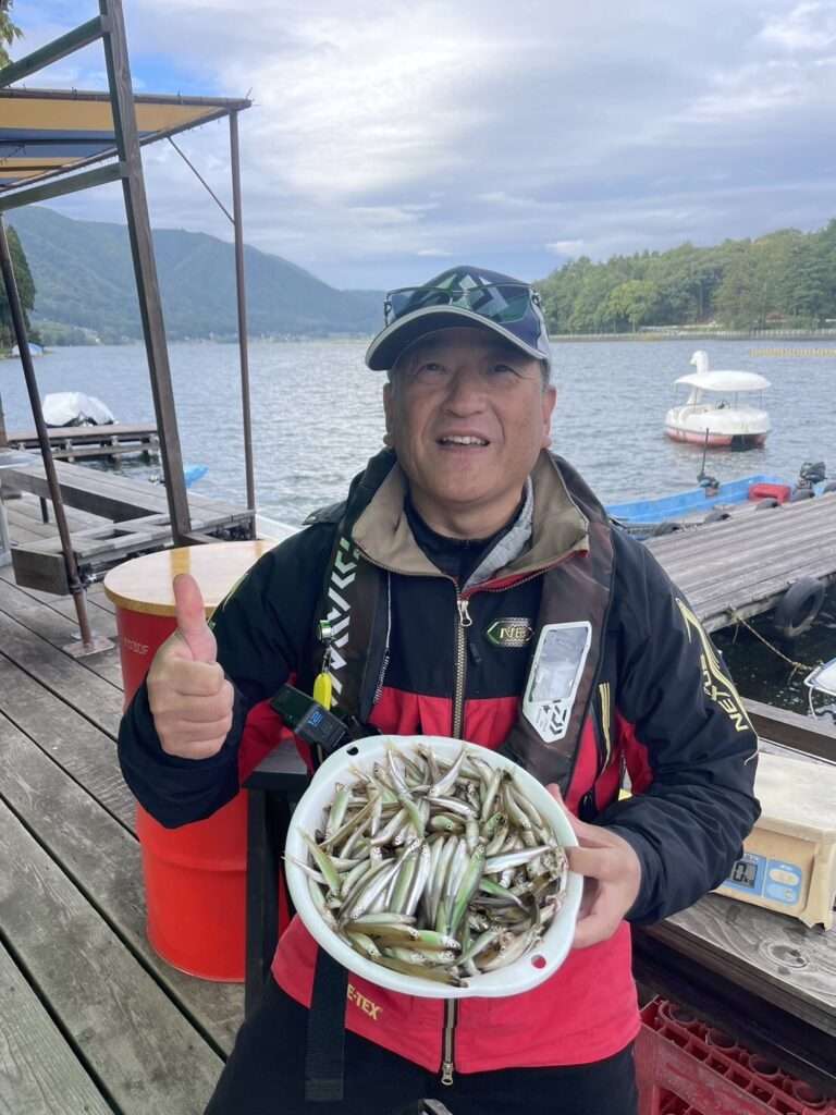 木崎湖ワカサギ釣果情報　10/11