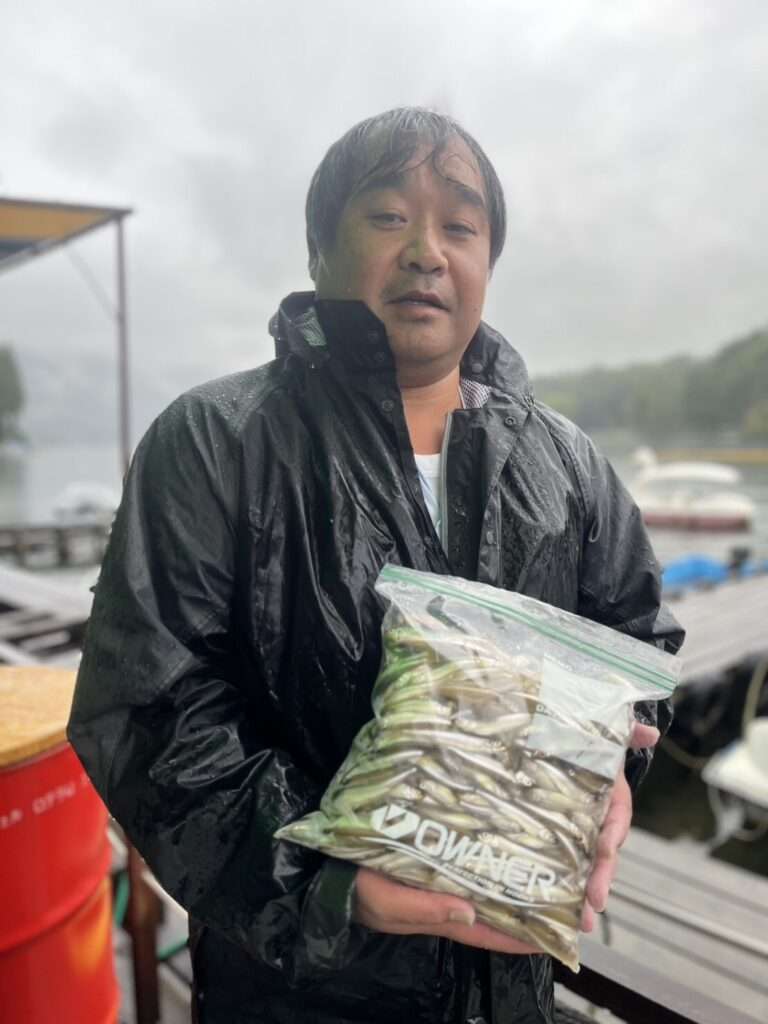 木崎湖ワカサギ釣果情報　10/11